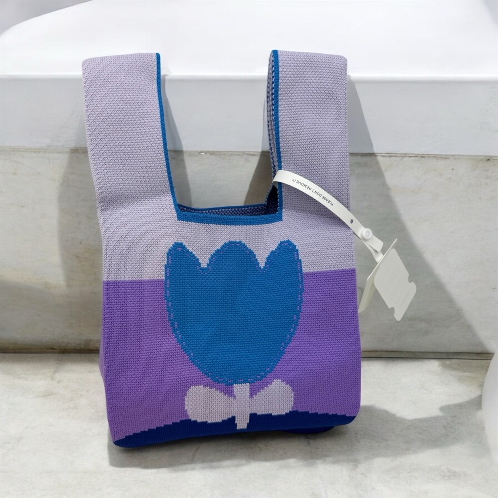 NWT Purple Blue Flower Compact Stylish Essentials Handheld Bag